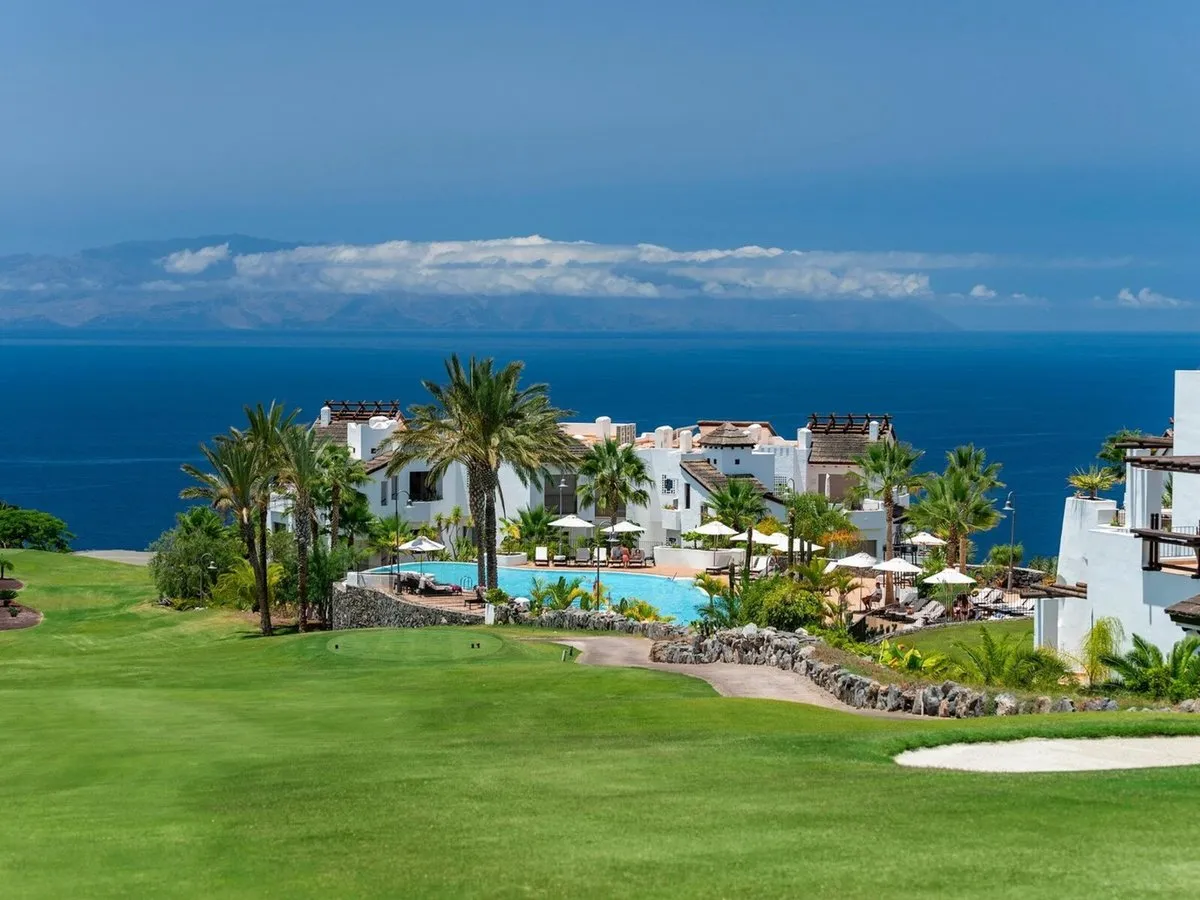 Las Terrazas de Abama Suites