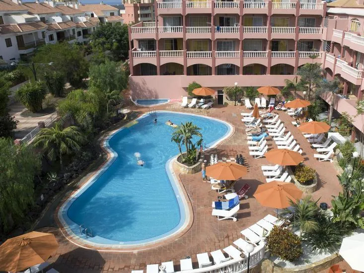 Apartamentos Marola Park