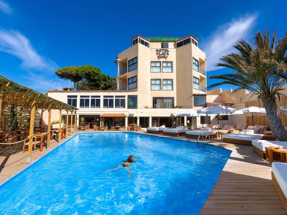 Playa Surf CBbC Hotel